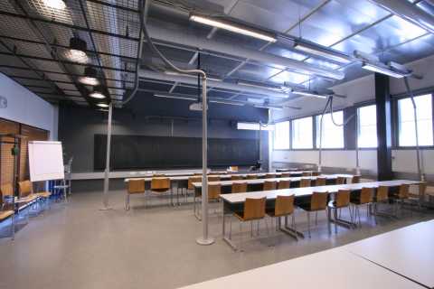 Picture of the front of the room D122