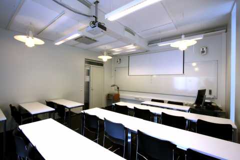 Picture of the front of the room 219