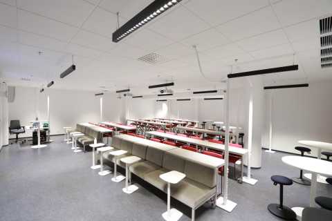 Picture of the front of the room K1088