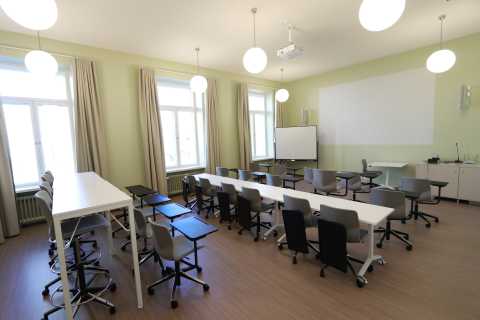 Kuva salin U3031 takaa