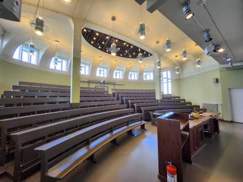 Picture of the front of the hall 132