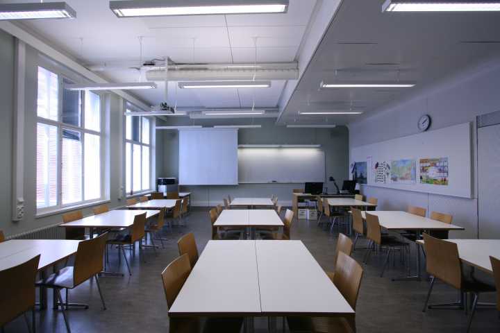 Picture of the back of the seminar room 405