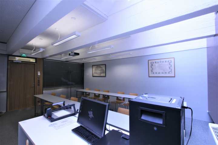 Picture of the front of the room A111