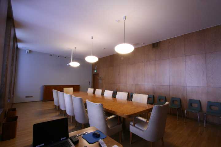 Kuva kokoushuone A217 takaa