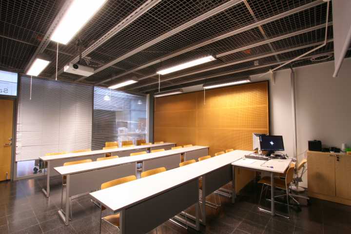 Picture of the front of the room D104