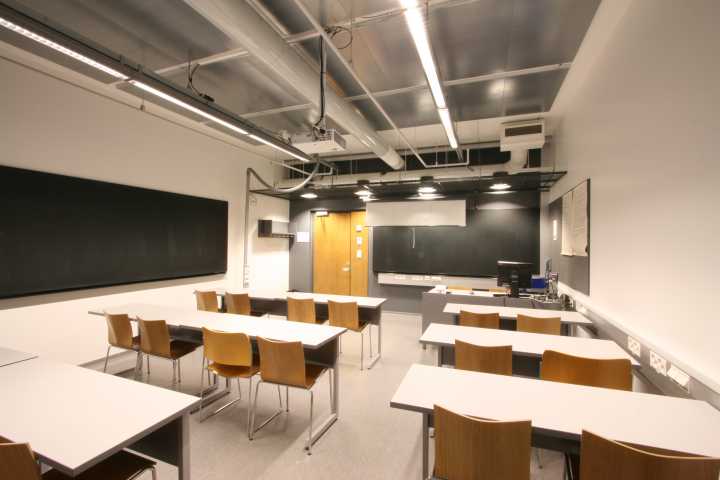 Picture of the front of the room CK108