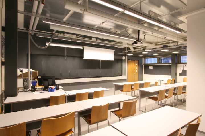 Picture of the back of the room CK107