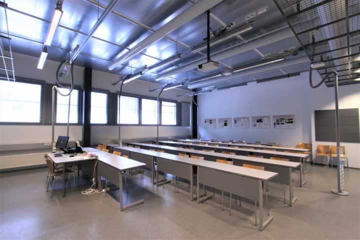 Picture of the front of the room D123