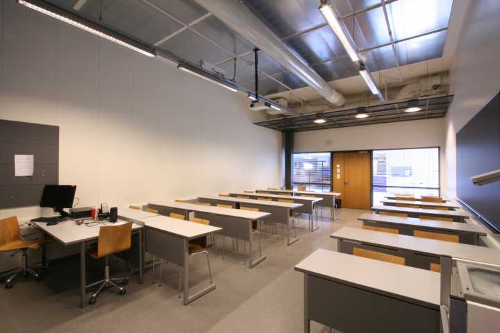 Picture of the front of the room B119