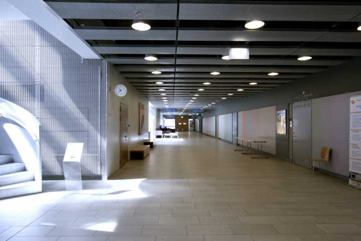 Exactum aula, käytävä