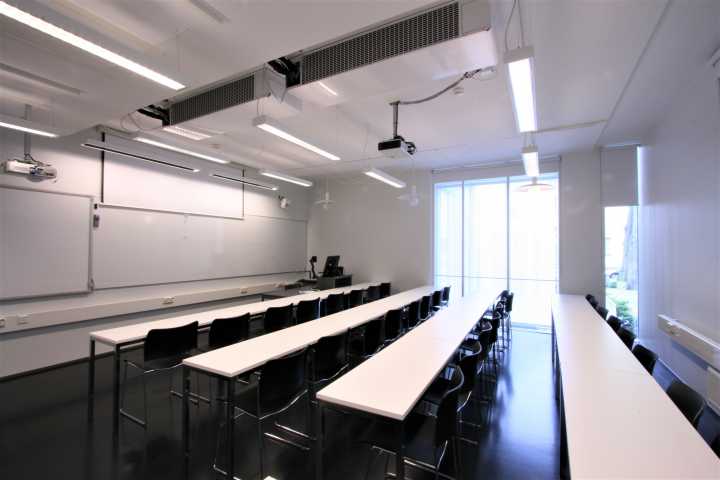 Picture of the back of the room 209