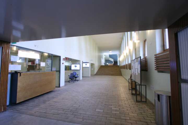 Picture of the Metsätalo lobby