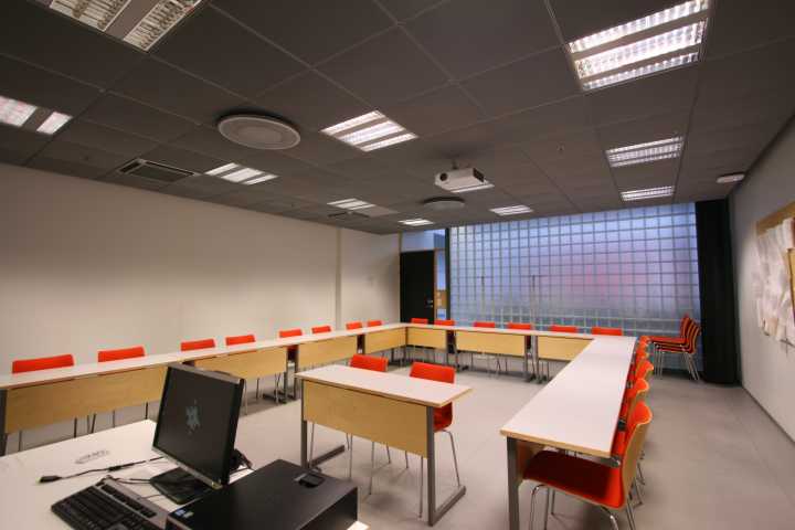Picture of the front of the room K115