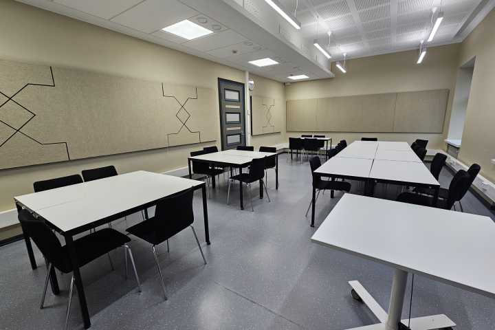 Picture of the front of the room 317