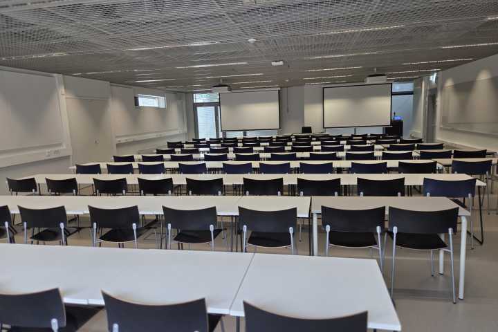 Room A2096 from back to front